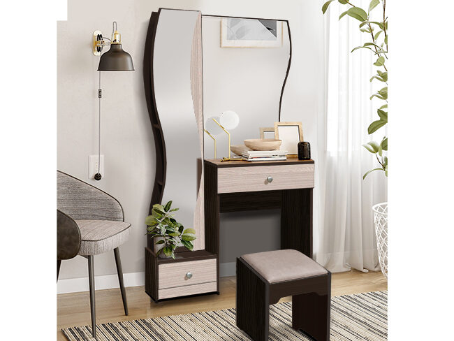 Туалетный столик в Калининграде