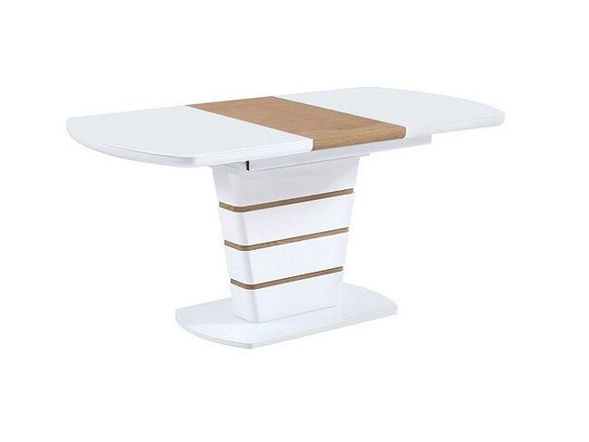 Стол в Калининграде