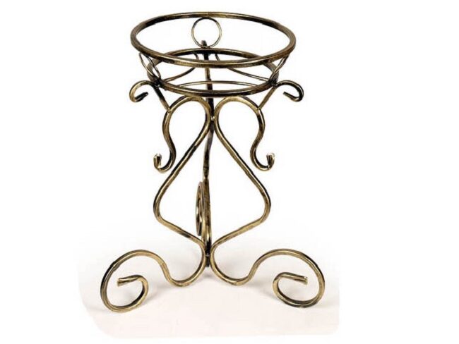 Подставка для цветов в Калининграде