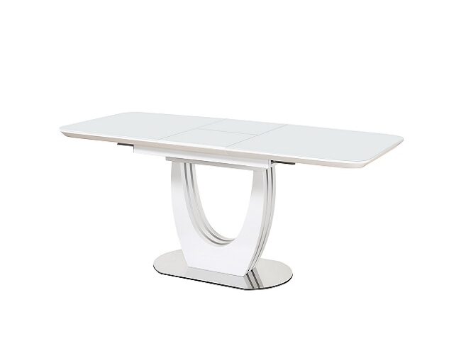 Обеденный стол в Калининграде