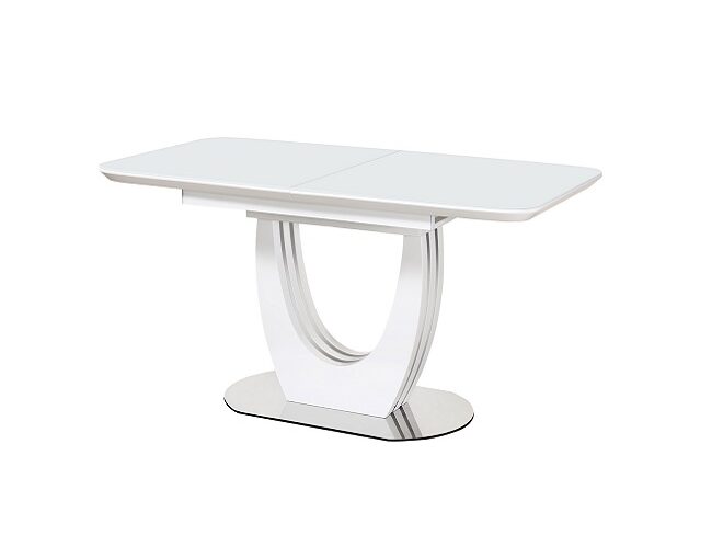 Обеденный стол в Калининграде