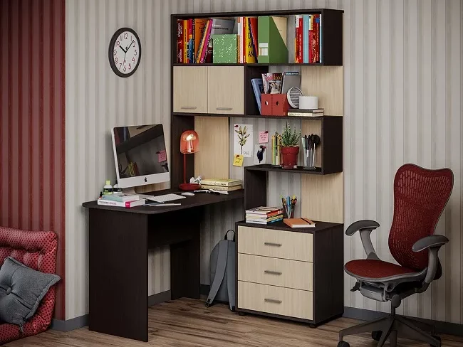 Письменный стол в Калининграде