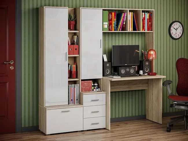 Письменный стол в Калининграде