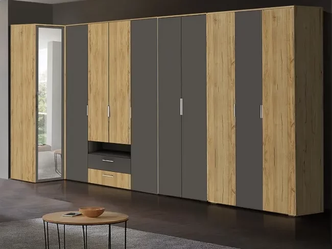 Шкаф в Калининграде