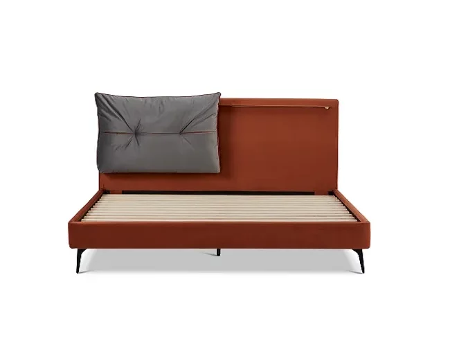 Кровать в Калининграде