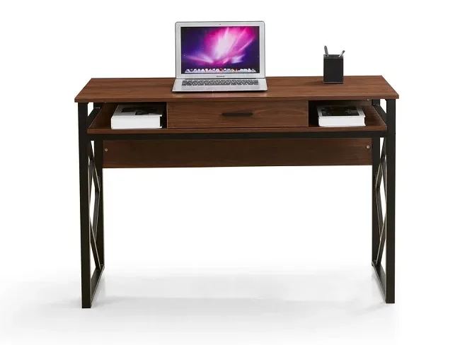 Письменный стол в Калининграде