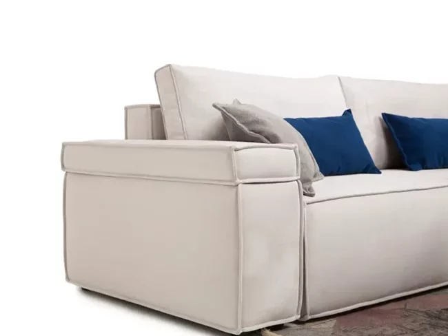 Прямой диван в Калининграде