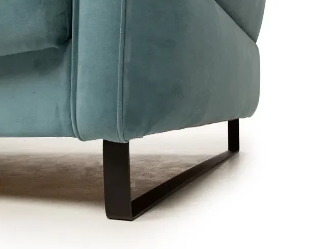 Прямой диван в Калининграде