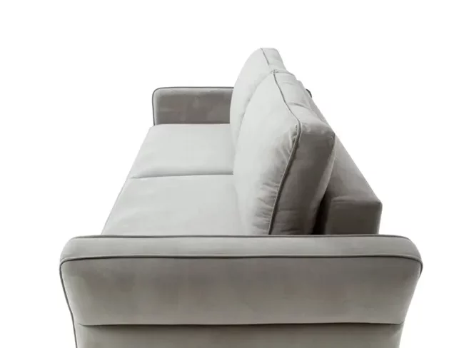 Прямой диван в Калининграде