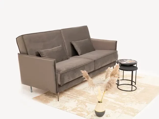 Прямой диван в Калининграде