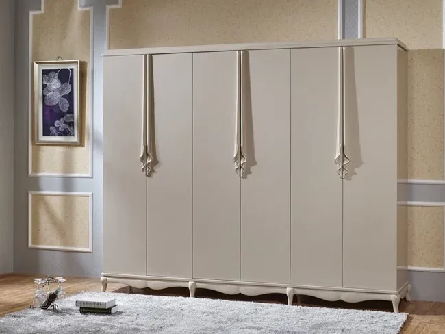 Шкаф в Калининграде