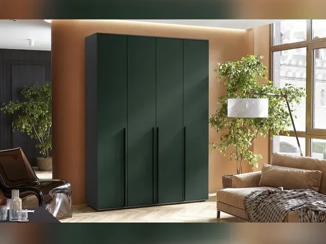 Шкаф в Калининграде